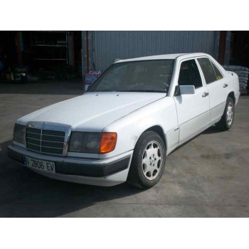 mercedes-benz 124 sedán (w124) del año 1992