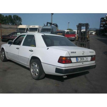 mercedes-benz 124 sedán (w124) del año 1992