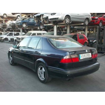saab 9-5 sedán del año 2000