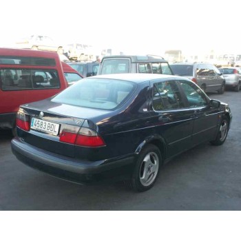 saab 9-5 sedán del año 2000