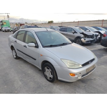 ford focus berlina (cak) del año 2001