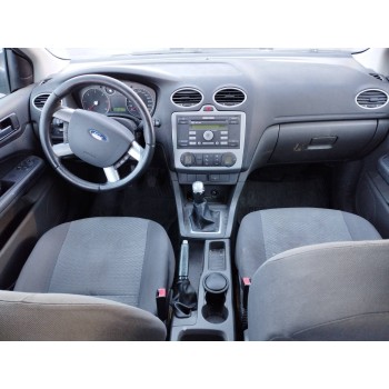 ford focus berlina (cap) del año 2005