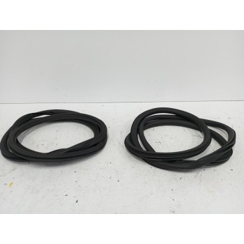 Recambio de gomas contorno puerta para fiat 500 x (334) 1.6 16v cat referencia OEM IAM   