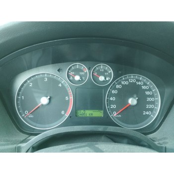 ford focus berlina (cap) del año 2005