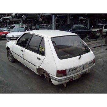 peugeot 205 berlina del año 1987