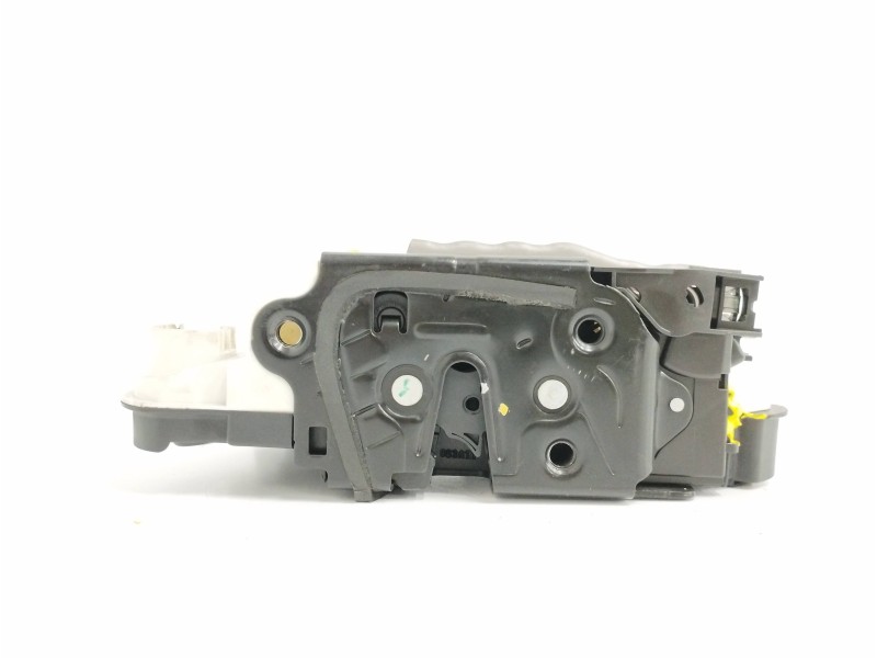 Recambio de cerradura puerta delantera derecha para volkswagen polo (6r1) 1.2 tdi referencia OEM IAM 5K2837016B 527680 Recambio de cerradura puerta delantera derecha para volkswagen polo (6r1) 1.2 tdi referencia OEM IAM 5K2837016B 527680