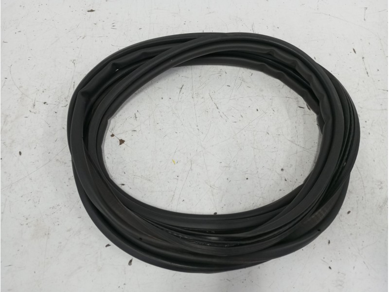 Recambio de gomas contorno puerta para citroën c4 picasso 1.6 blue-hdi fap referencia OEM IAM   