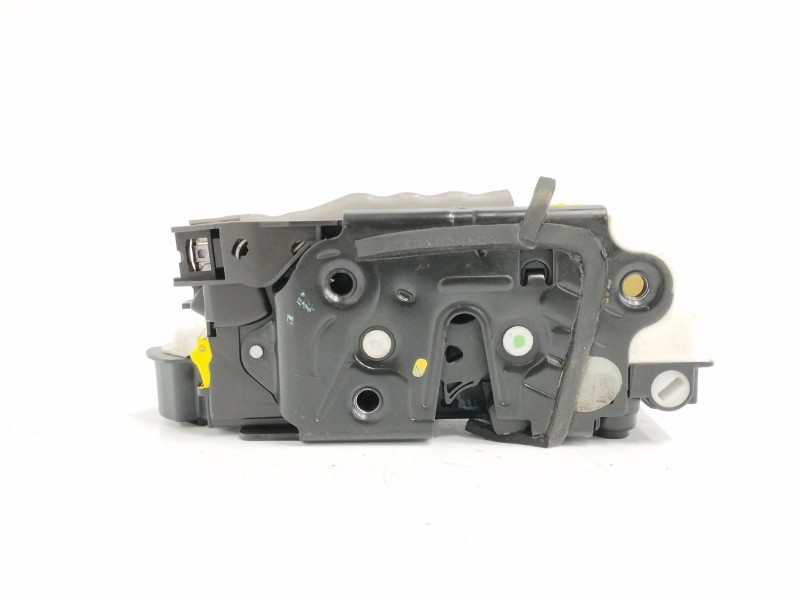 Recambio de cerradura puerta trasera izquierda para volkswagen polo (6r1) 1.2 tdi referencia OEM IAM 5K4839015F 527680 Recambio de cerradura puerta trasera izquierda para volkswagen polo (6r1) 1.2 tdi referencia OEM IAM 5K4839015F 527680