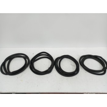 Recambio de gomas contorno puerta para seat ibiza (6p1) reference referencia OEM IAM   