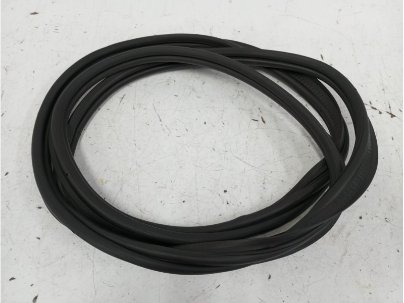 Recambio de gomas contorno puerta para mercedes-benz clase m (w166) 2.1 cdi cat referencia OEM IAM Recambio de gomas contorno puerta para mercedes-benz clase m (w166) 2.1 cdi cat referencia OEM IAM