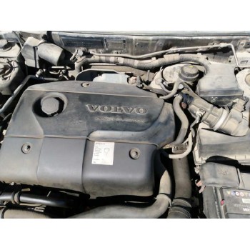 volvo s40 berlina del año 2000