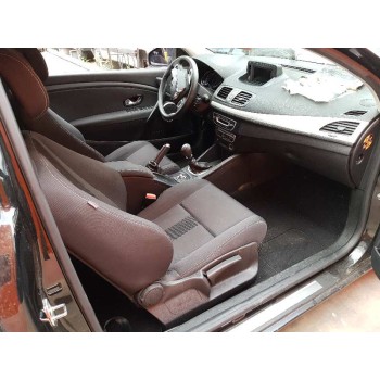 renault megane iii coupe del año 2012