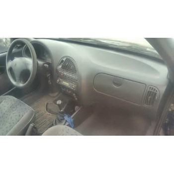 citroën saxo del año 2000