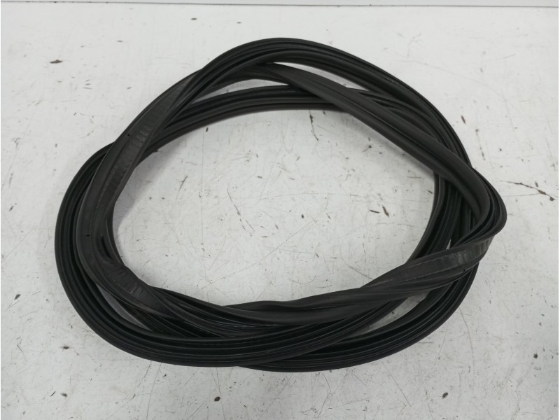 Recambio de gomas contorno puerta para nissan qashqai iii (j12) (2021 - ...) 1.3 dig-t hibrido suave referencia OEM IAM Recambio de gomas contorno puerta para nissan qashqai iii (j12) (2021 - ...) 1.3 dig-t hibrido suave referencia OEM IAM