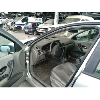 renault laguna ii grandtour (kg0) del año 2002