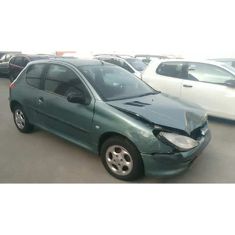 PEUGEOT 206 BERLINA