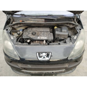 peugeot 1007 del año 2008