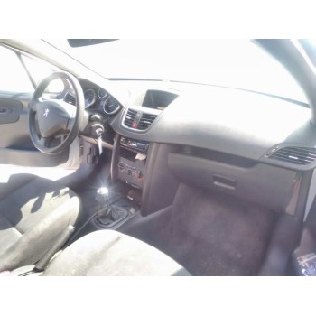 peugeot 207 del año 2007