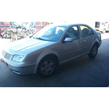 volkswagen bora berlina (1j2) del año 2000