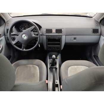 skoda fabia (6y2/6y3) del año 2001