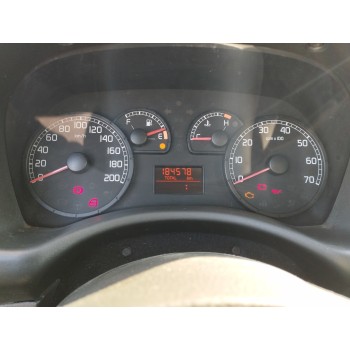 fiat punto berlina (188) del año 2004