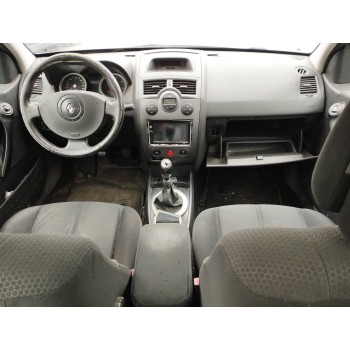 renault megane ii berlina 5p del año 2004