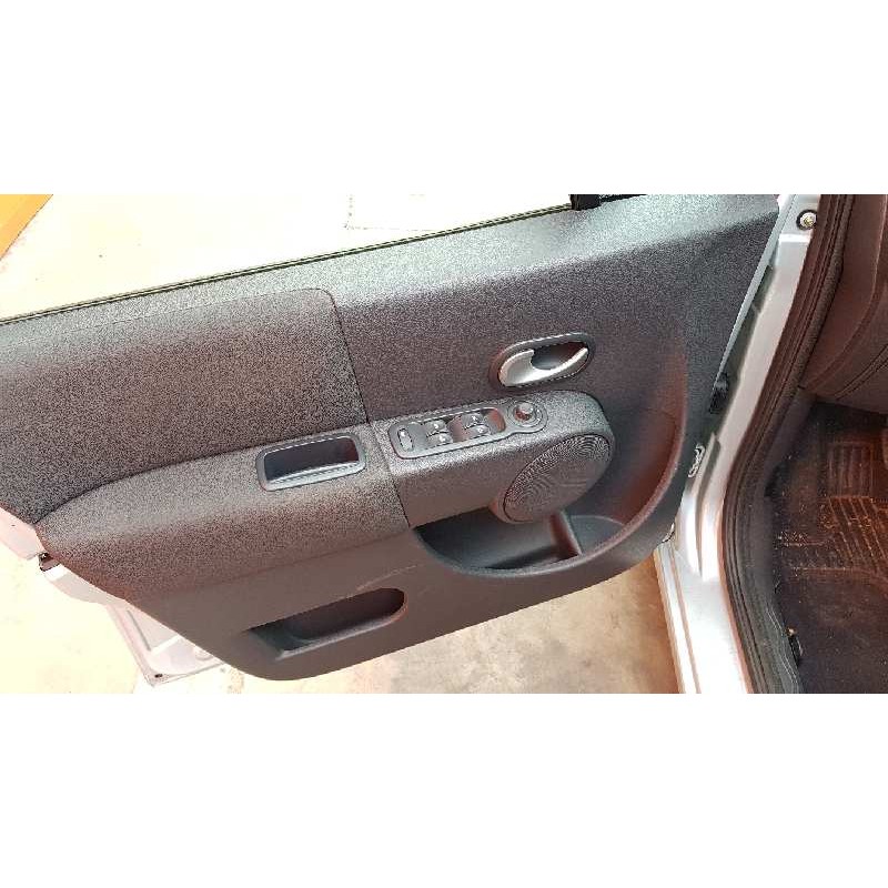 CERRADURA PUERTA TRASERA DERECHA