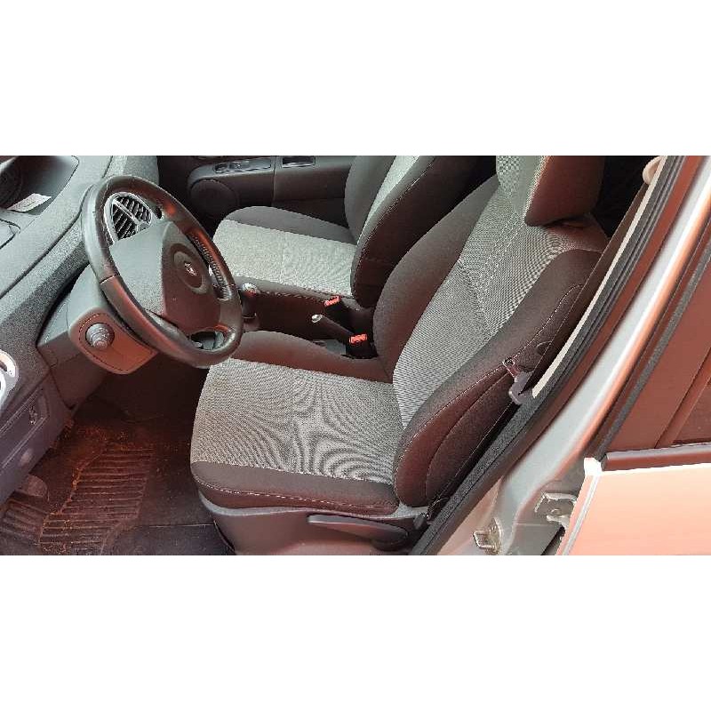 CERRADURA PUERTA TRASERA DERECHA