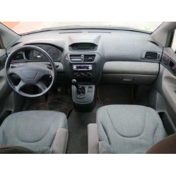 mitsubishi space wagon (n80/n90) del año 2002