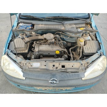 opel corsa c del año 2001