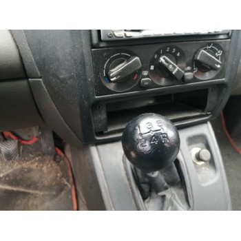 mitsubishi space wagon (n80/n90) del año 2002