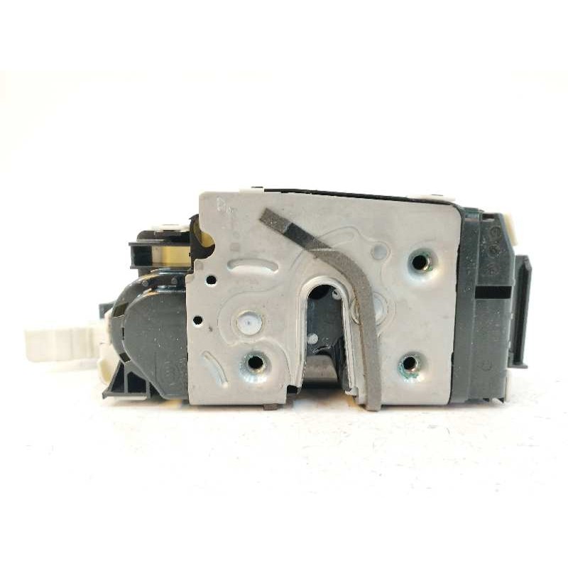 Recambio de cerradura puerta delantera izquierda para infiniti qx30 2.2 d awd referencia OEM IAM A0997201901  