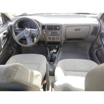 volkswagen polo berlina (6n1) del año 1998