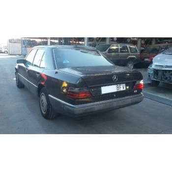 mercedes-benz clase e (w124) berlina del año 1992