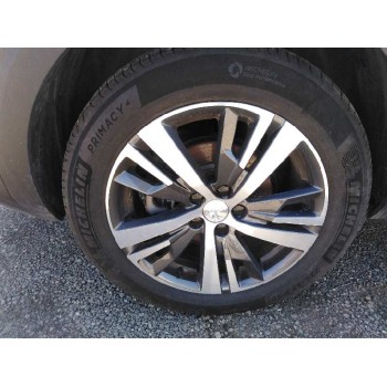 peugeot 5008 del año 2020