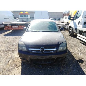 opel vectra c berlina del año 2004