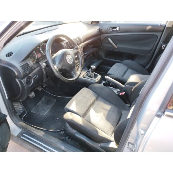 Recambio de carroceria corte para volkswagen passat berlina (3b3) 1.9 tdi referencia OEM IAM   