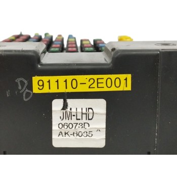 Recambio de caja reles / fusibles para hyundai tucson (jm) 2,0 classic 4x2 referencia OEM IAM 911102E001  