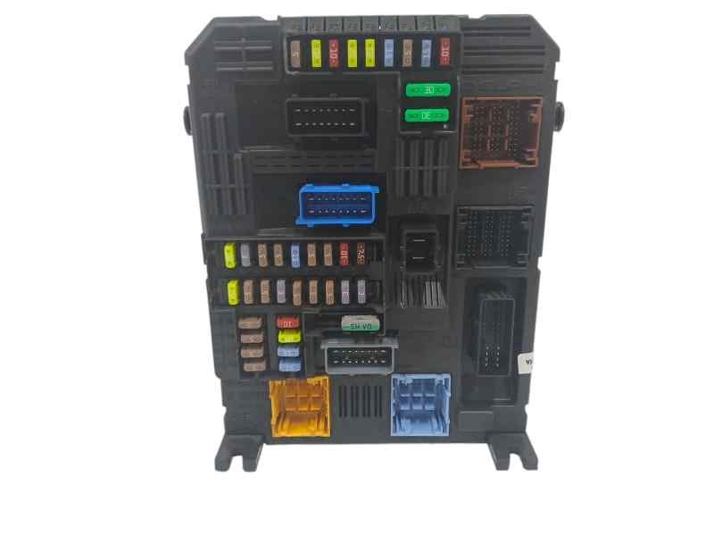 Recambio de caja reles / fusibles para citroën c4 picasso 1.6 blue-hdi fap referencia OEM IAM 9819851380  