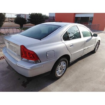 volvo s60 berlina del año 2006