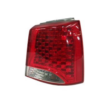 Recambio de piloto trasero derecho para kia sorento 2.0 crdi referencia OEM IAM 924022P0  