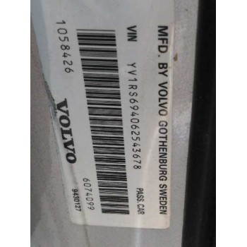 volvo s60 berlina del año 2006