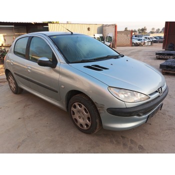 peugeot 206 berlina del año 2004
