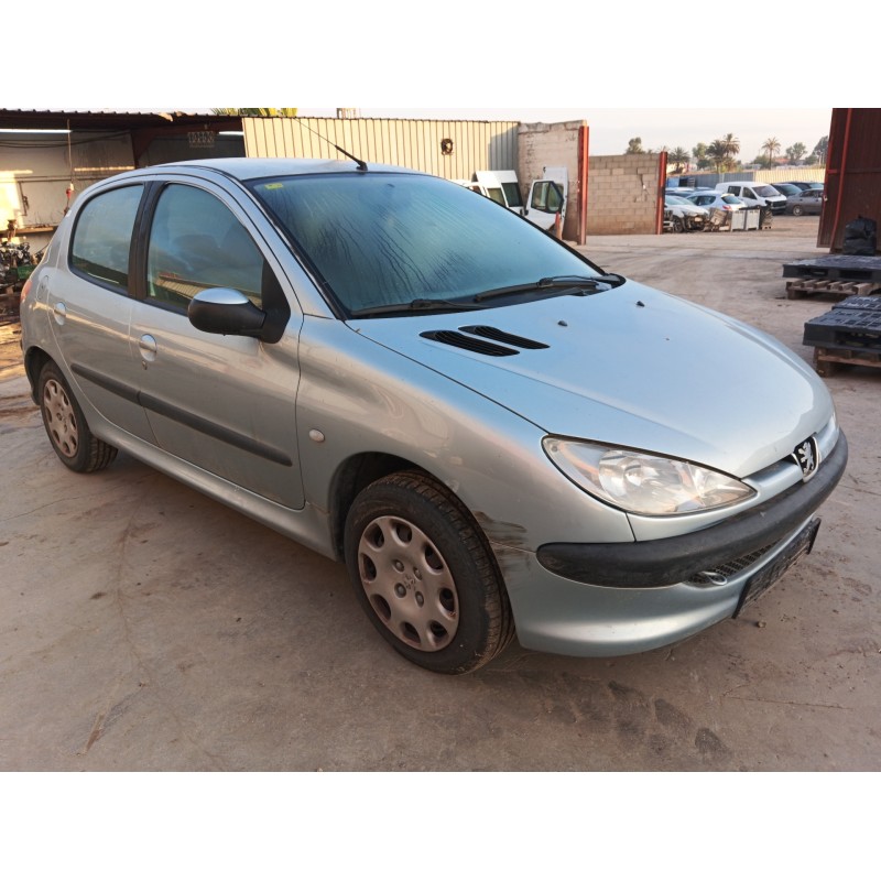 PEUGEOT 206 BERLINA