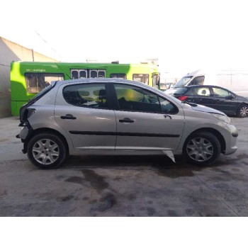 peugeot 207 del año 2006