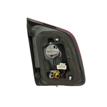Recambio de piloto trasero derecho interior para kia sorento 2.0 crdi referencia OEM IAM 924062P02  