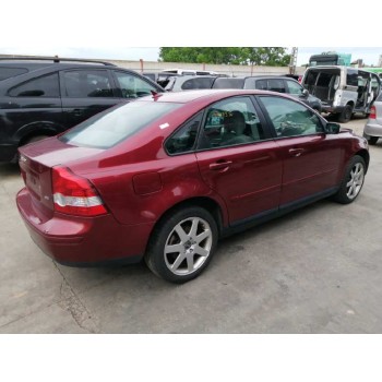 volvo s40 berlina del año 2004