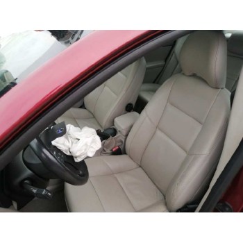 volvo s40 berlina del año 2004