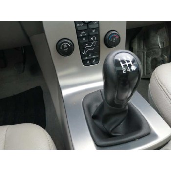 volvo s40 berlina del año 2004