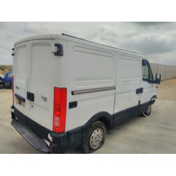 iveco daily caja cerrada (1999 =>) del año 2003
